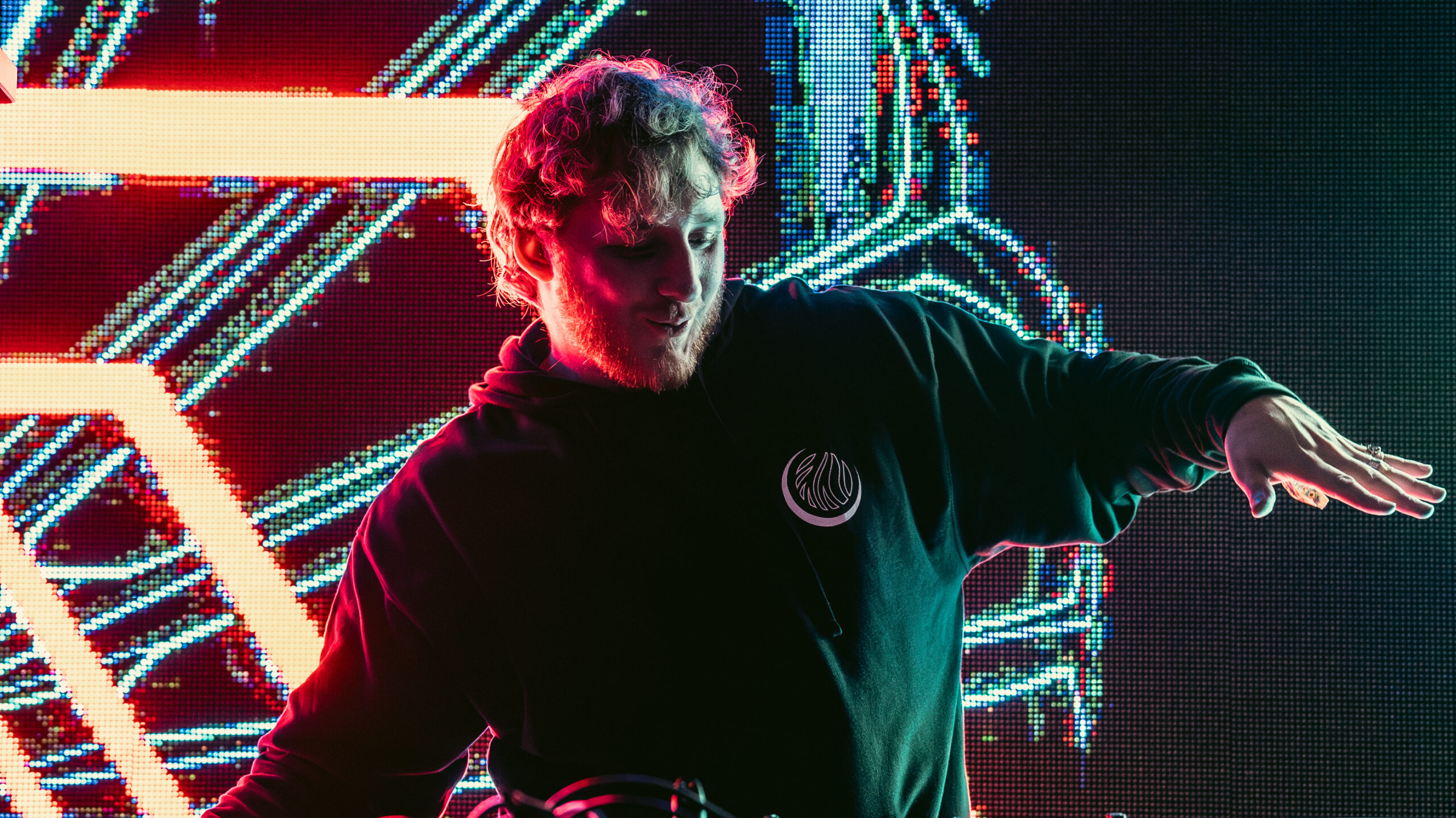 Josh Teed Performing